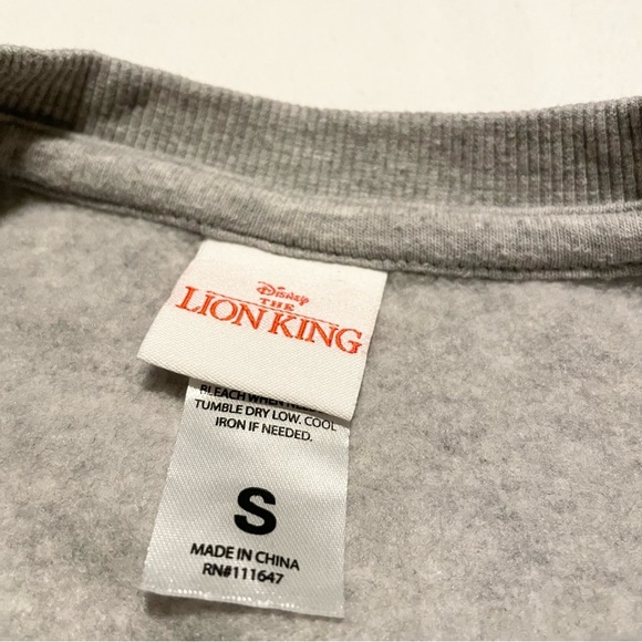 Disney Lion King Sweatshirt Graphic Outline Size Small Sweater - Picture 6 of 16